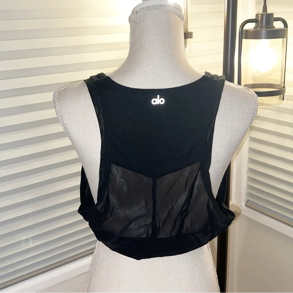 🆕ALO YOGA Sheer Back Cropped Tank Top